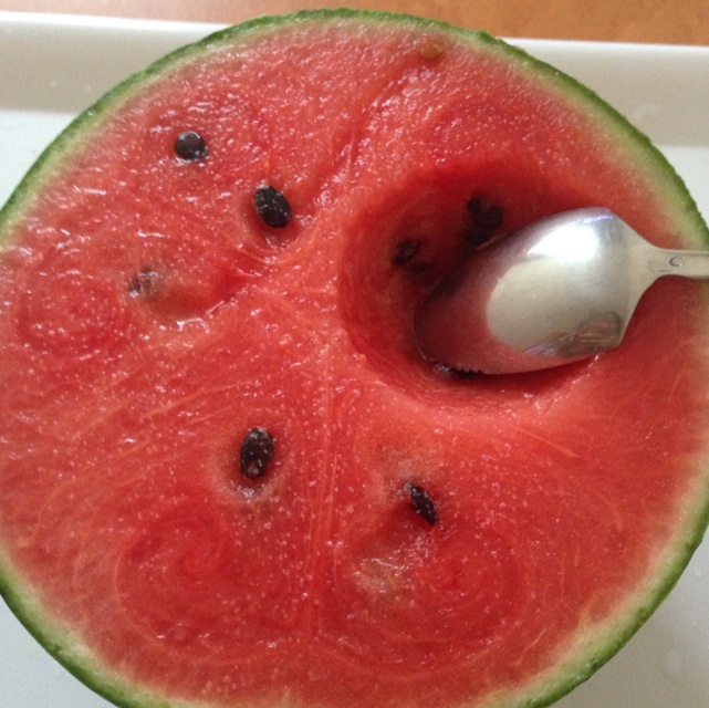 西瓜的朴素吃法（西瓜带盐）