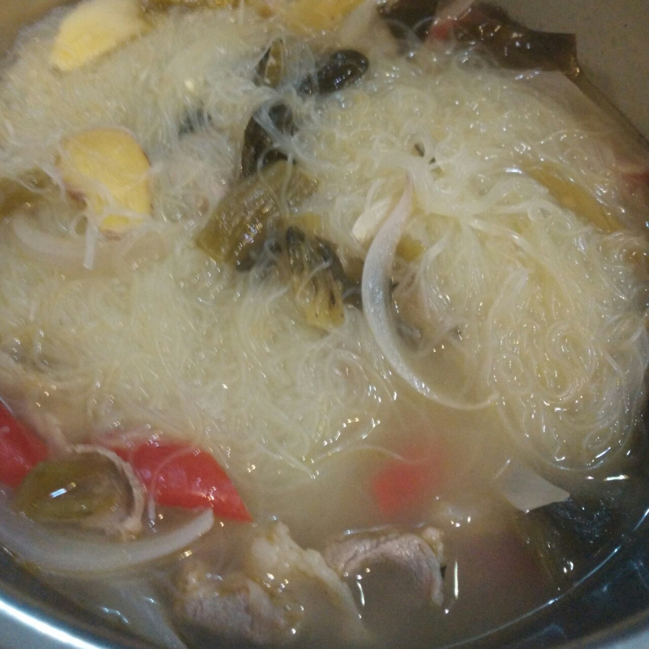 酸菜牛肉粉丝汤