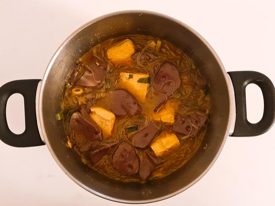 ㊙️家常版‼️鸭血粉丝汤‼️万古烧日式土锅