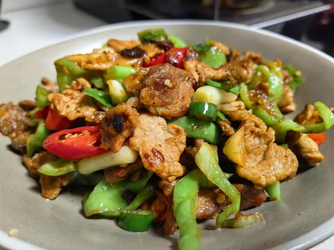 非常下饭的一道菜：酱肉，配它吃我可以吃两碗饭