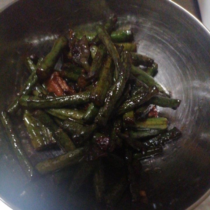 豆角炒肉丝
