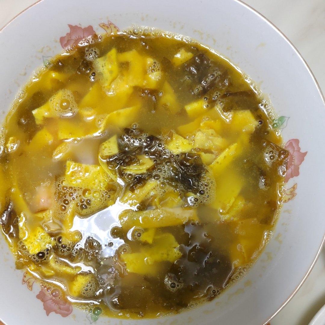 让宝宝一口就爱上的虾滑紫菜疙瘩汤