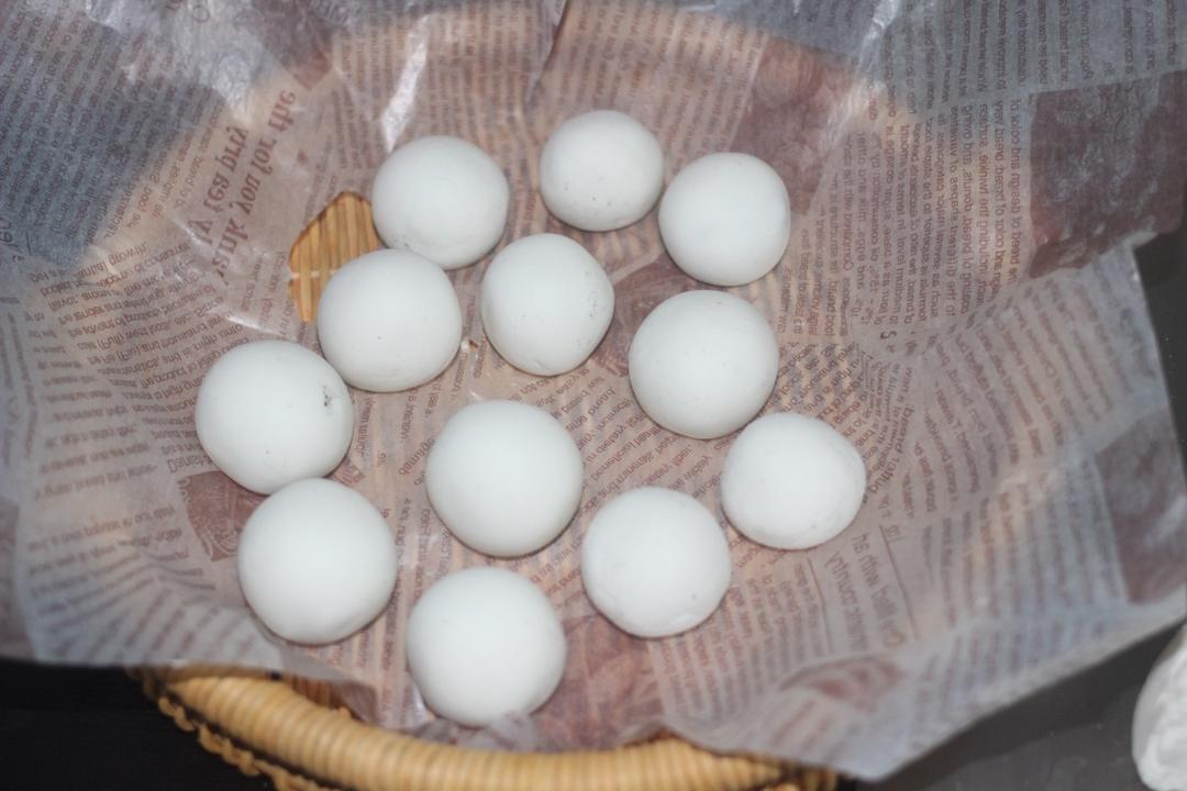 花生黑芝麻汤圆