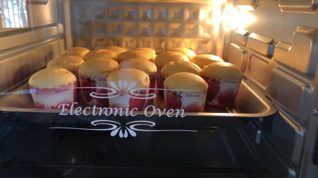 纸杯蛋糕 8寸戚风蛋糕的量