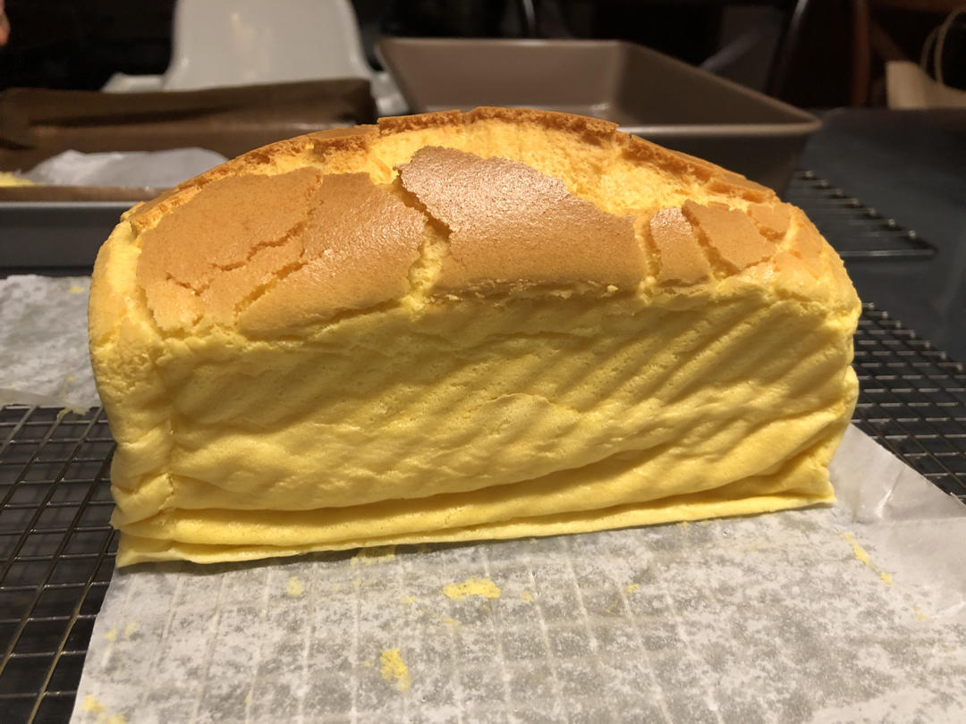 堪比柯基屁股
爆浆芝士🧀古早蛋糕
