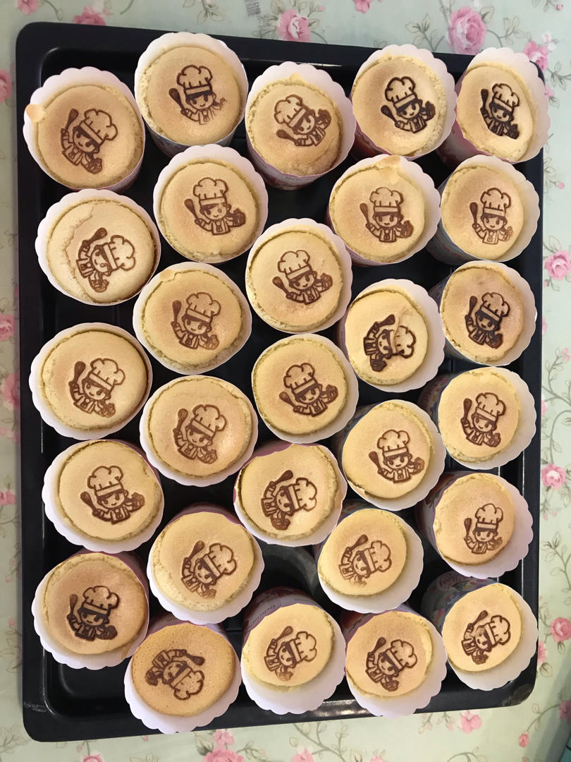 戚风杯子蛋糕