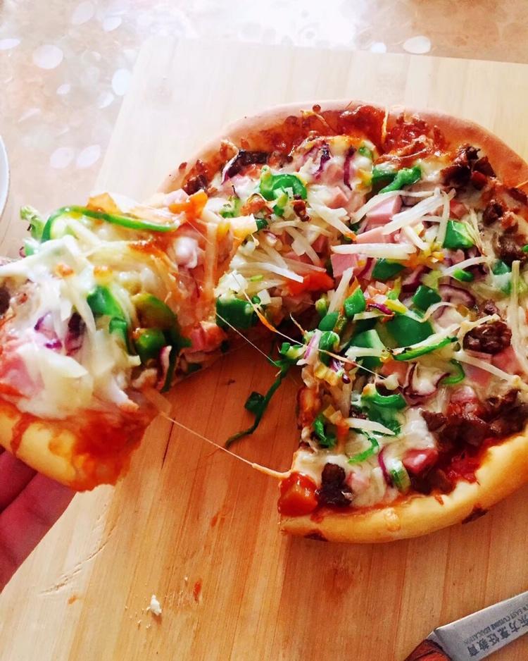 8寸纯手工什锦披萨