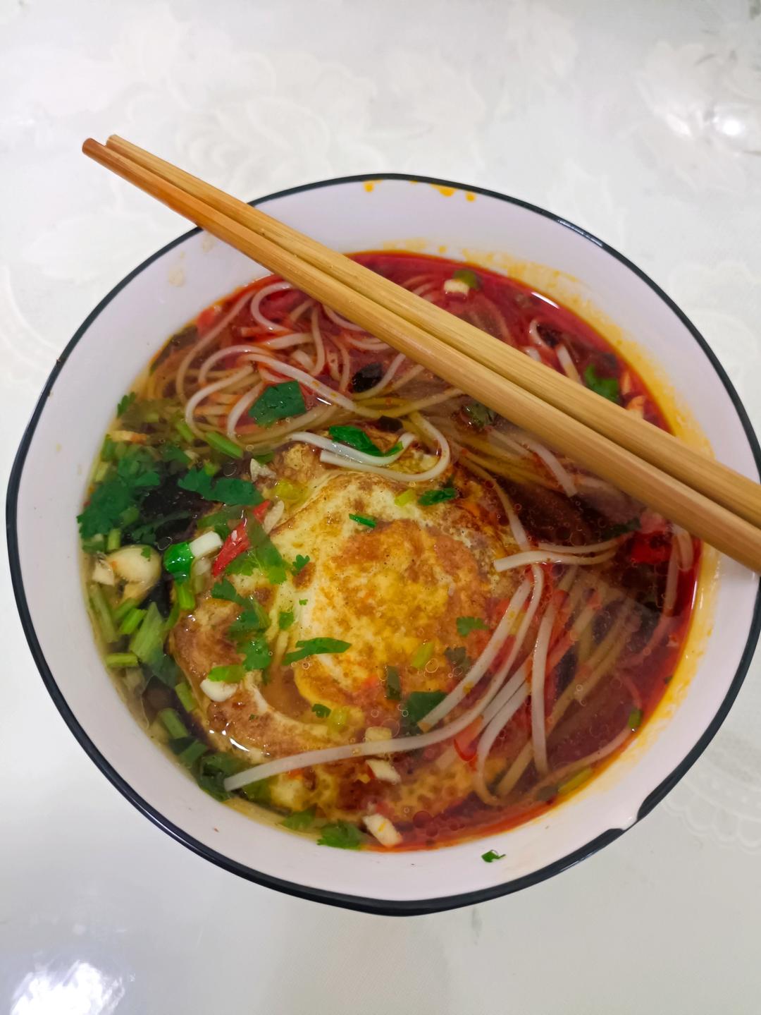 一碗热汤面