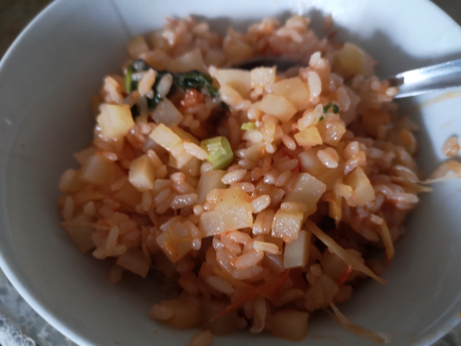 番茄土豆焖饭(平底锅版)的做法
