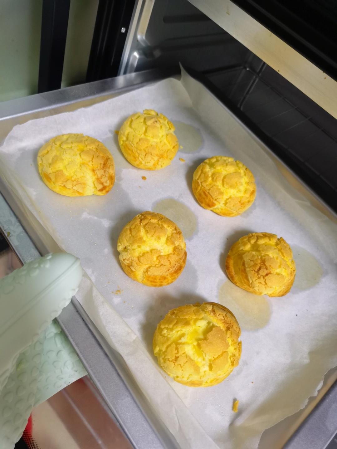 十分美味的酥皮泡芙