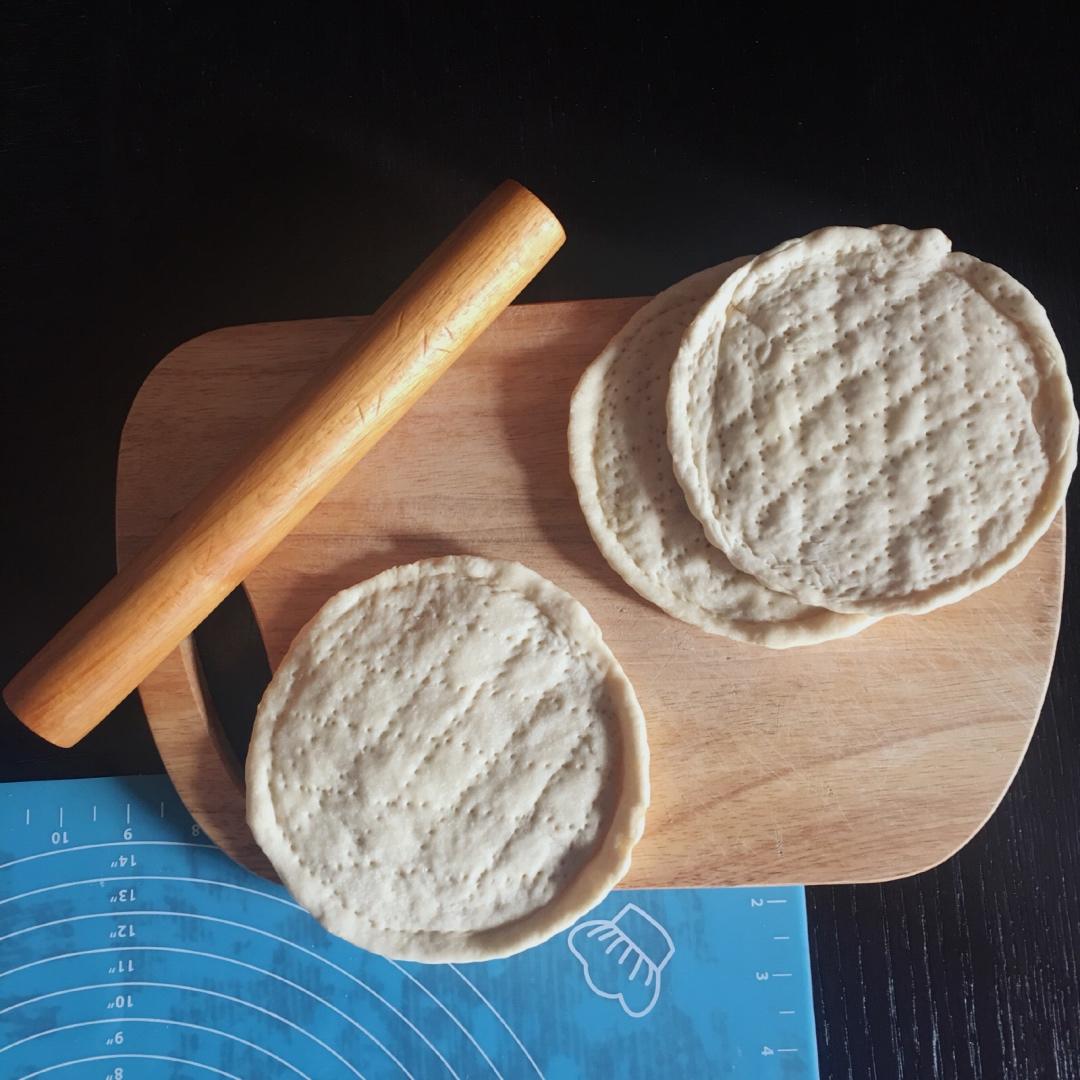 八寸披萨饼皮（四个）制作