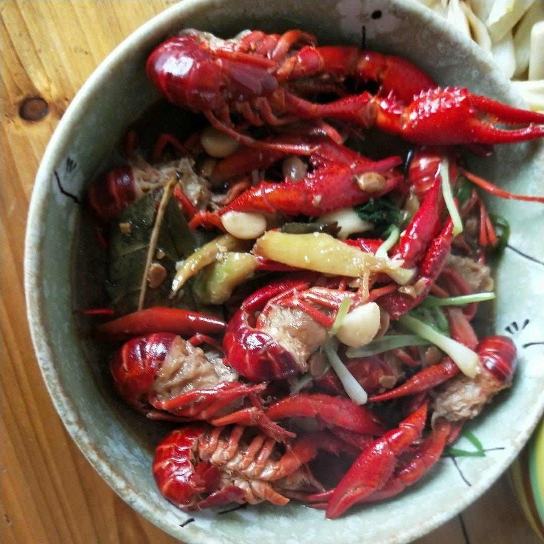 麻辣小龙虾