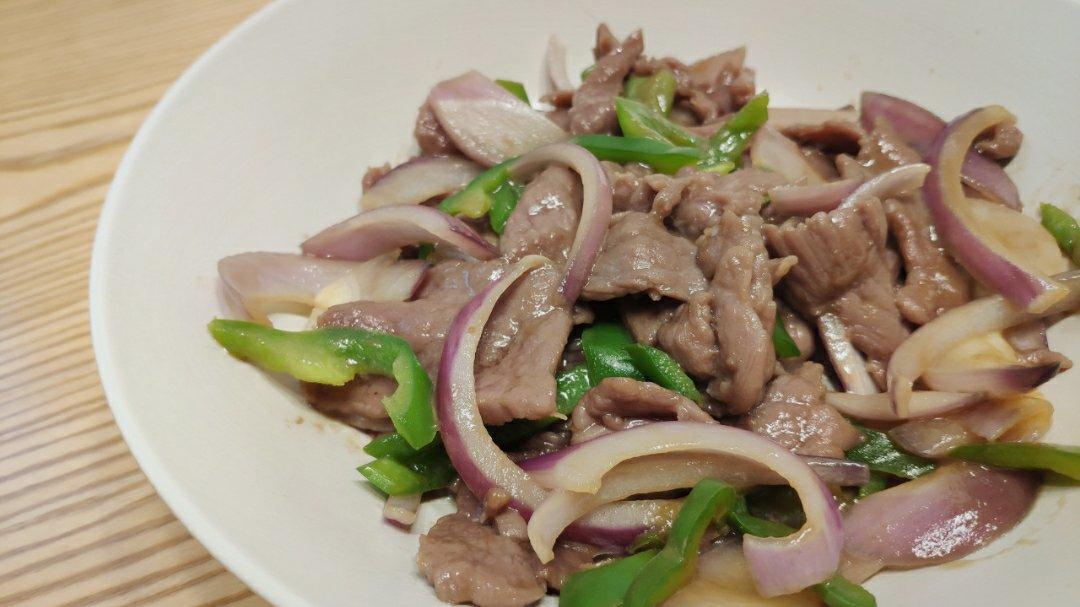 洋葱炒牛肉