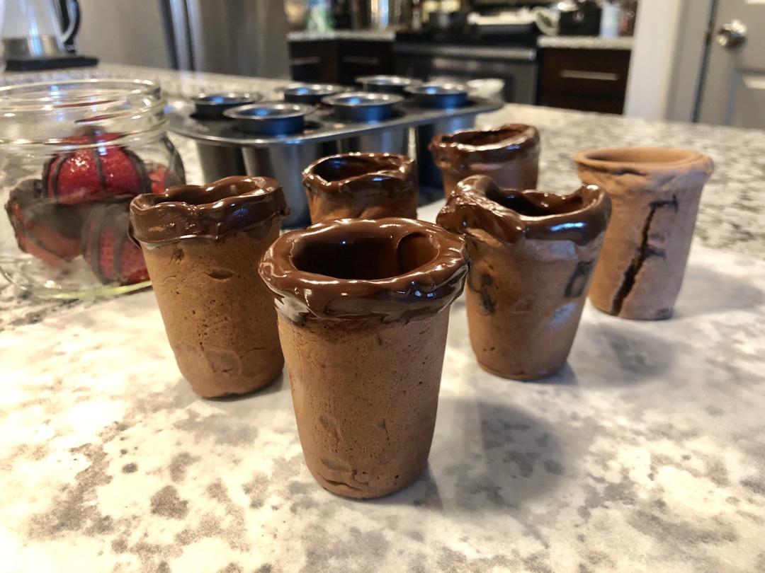 曲奇巧克力饼干杯（边喝奶边啃的cookie shot就是这么任性！）