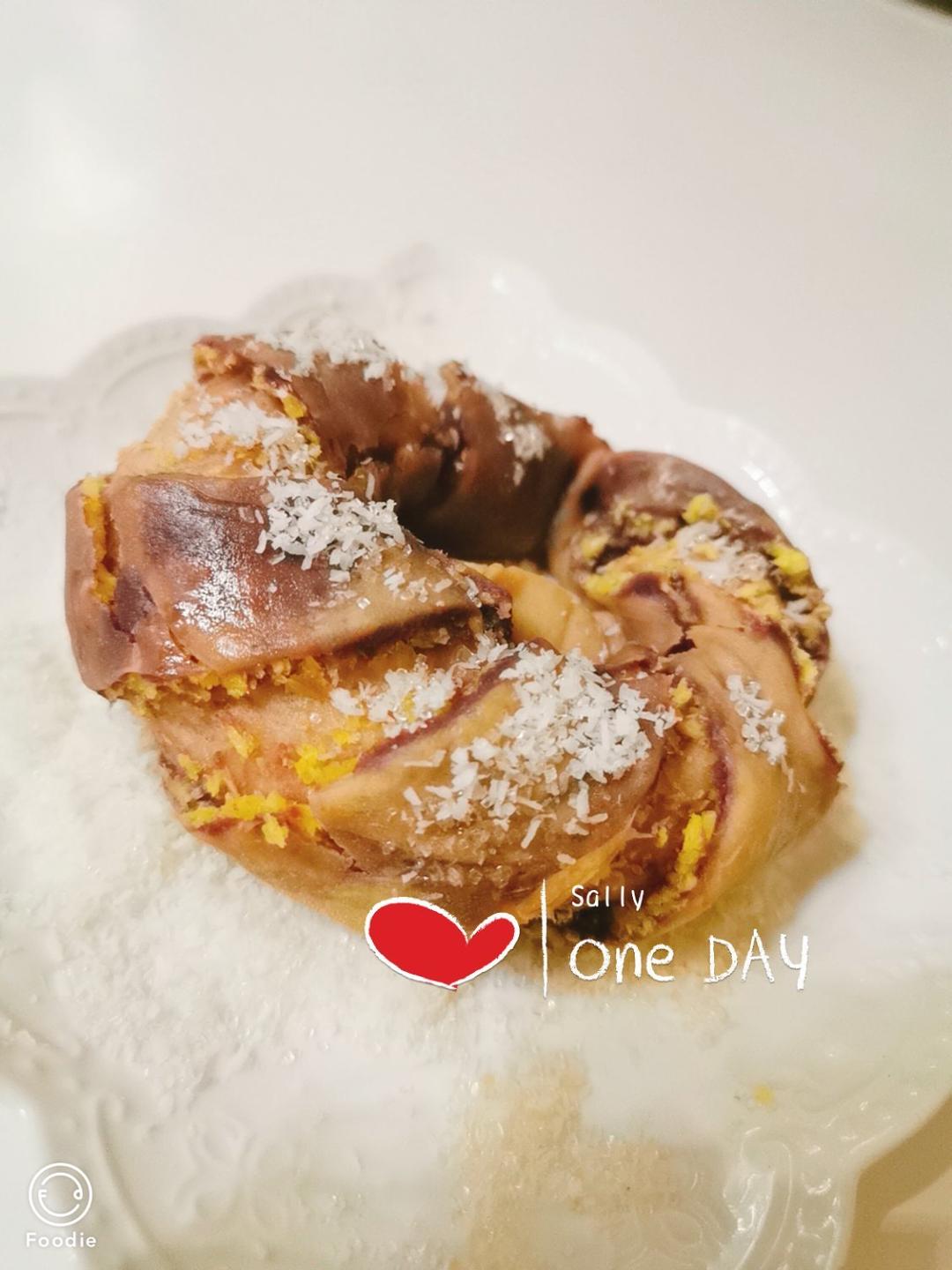 奶香紫薯小面包