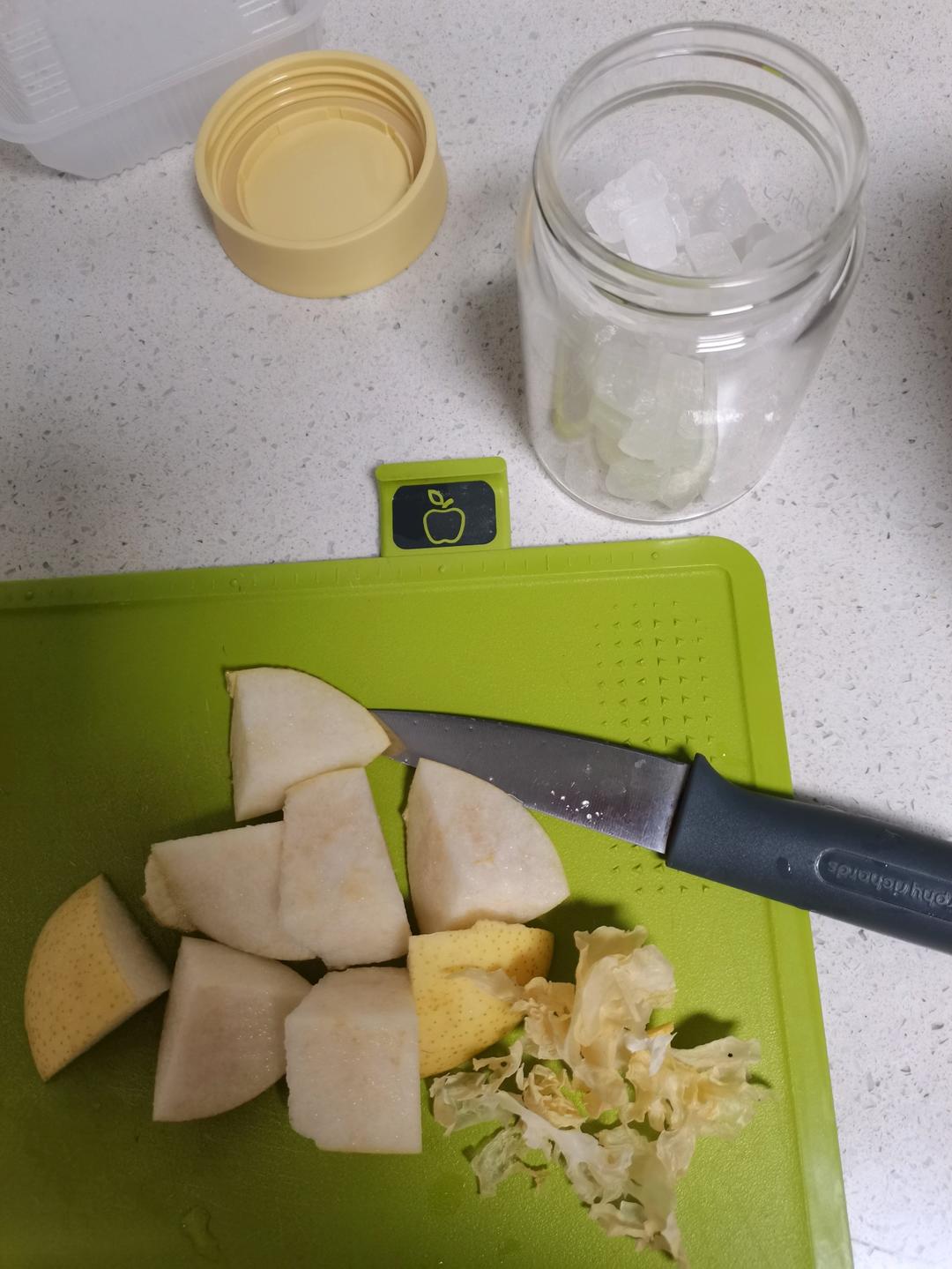 小吊梨汤【5-6月北鼎养生壶食谱】