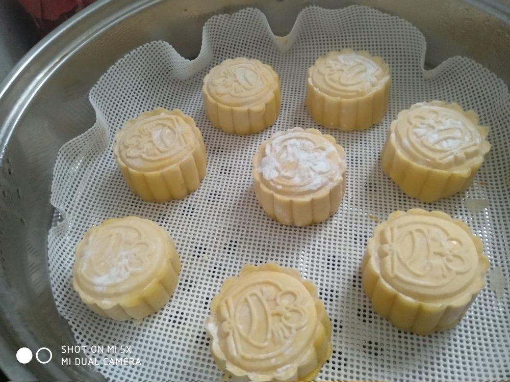 蒸着吃的南瓜月饼