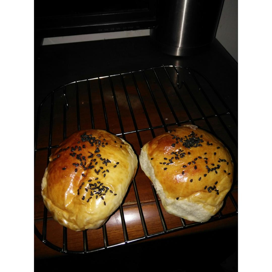 大人小孩都爱不释口的【蜂蜜牛奶小餐包】