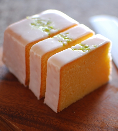 清爽宜人：酸酸甜甜的清爽柚子磅蛋糕