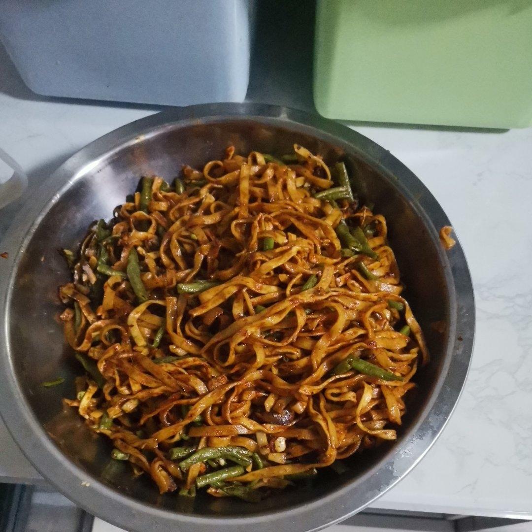 地道老北京扁豆焖面 豆角焖面 太好吃小心吃撑哦
