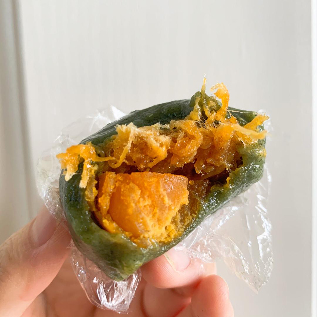 肉松咸蛋黄青团～软糯不塌