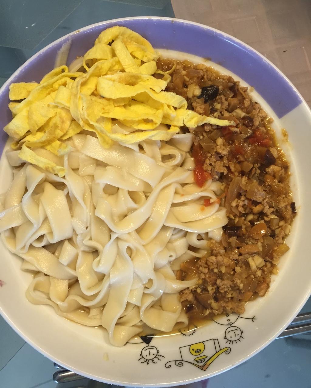 堂妈的炸酱面