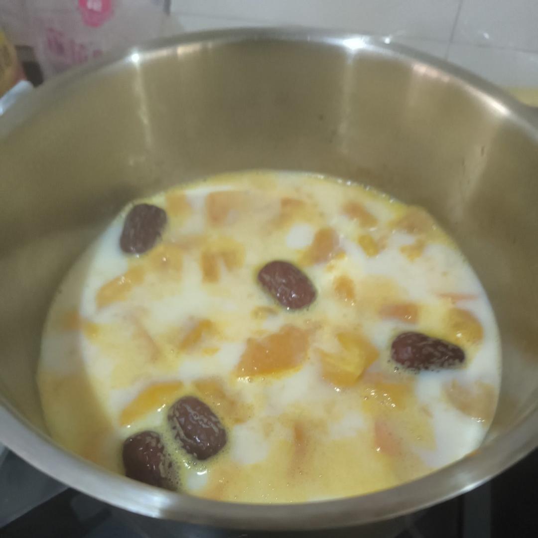 自制木瓜炖牛奶| 滋补养颜能喝出来牛奶肌哦