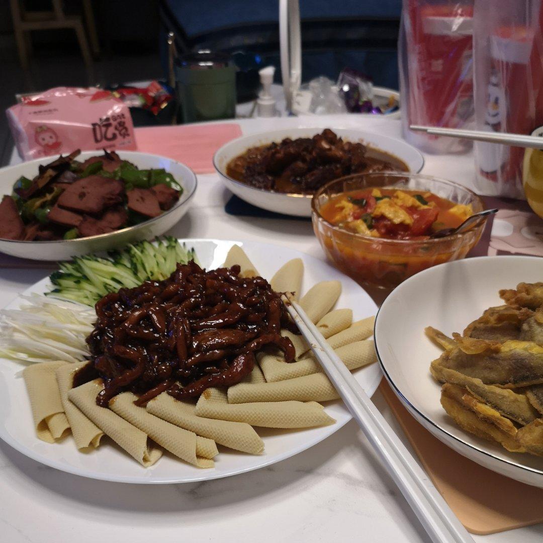 京酱肉丝丨酱香浓郁，好吃到舔手指