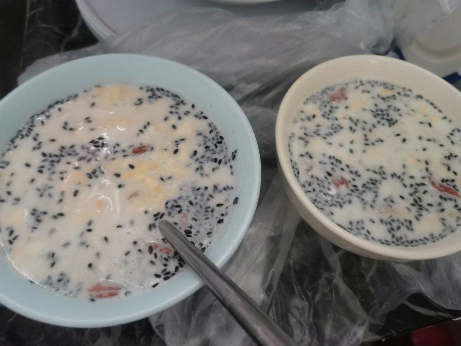 牛奶鸡蛋醪糟