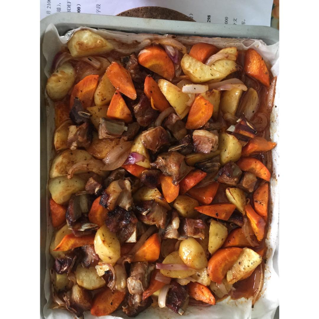 土豆烤肋排