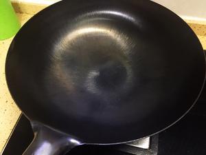 29元买的铁锅如何开锅变不粘，开锅步骤及保养的做法 步骤3