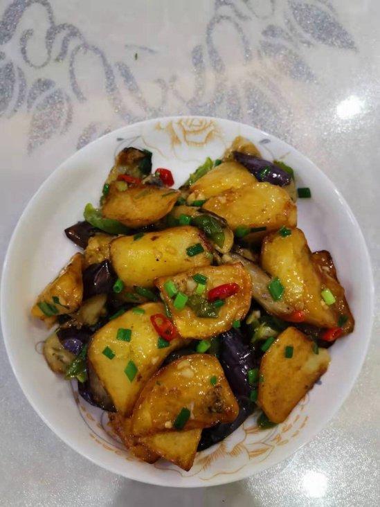 土豆烧茄子