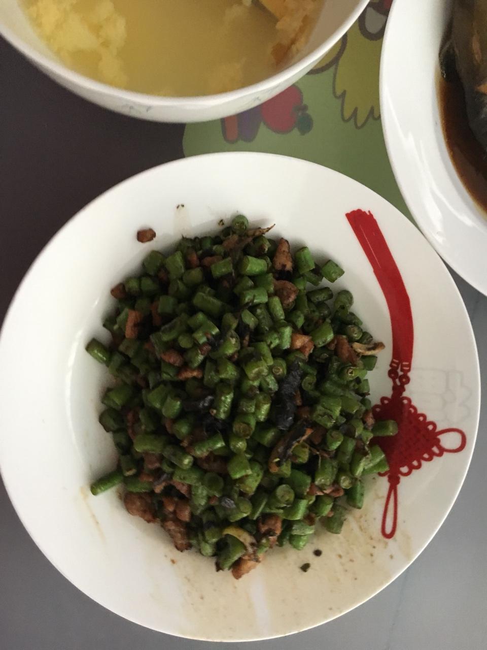 肉沫豆角下饭菜