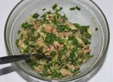 韭菜火腿酿油豆腐的做法 步骤3