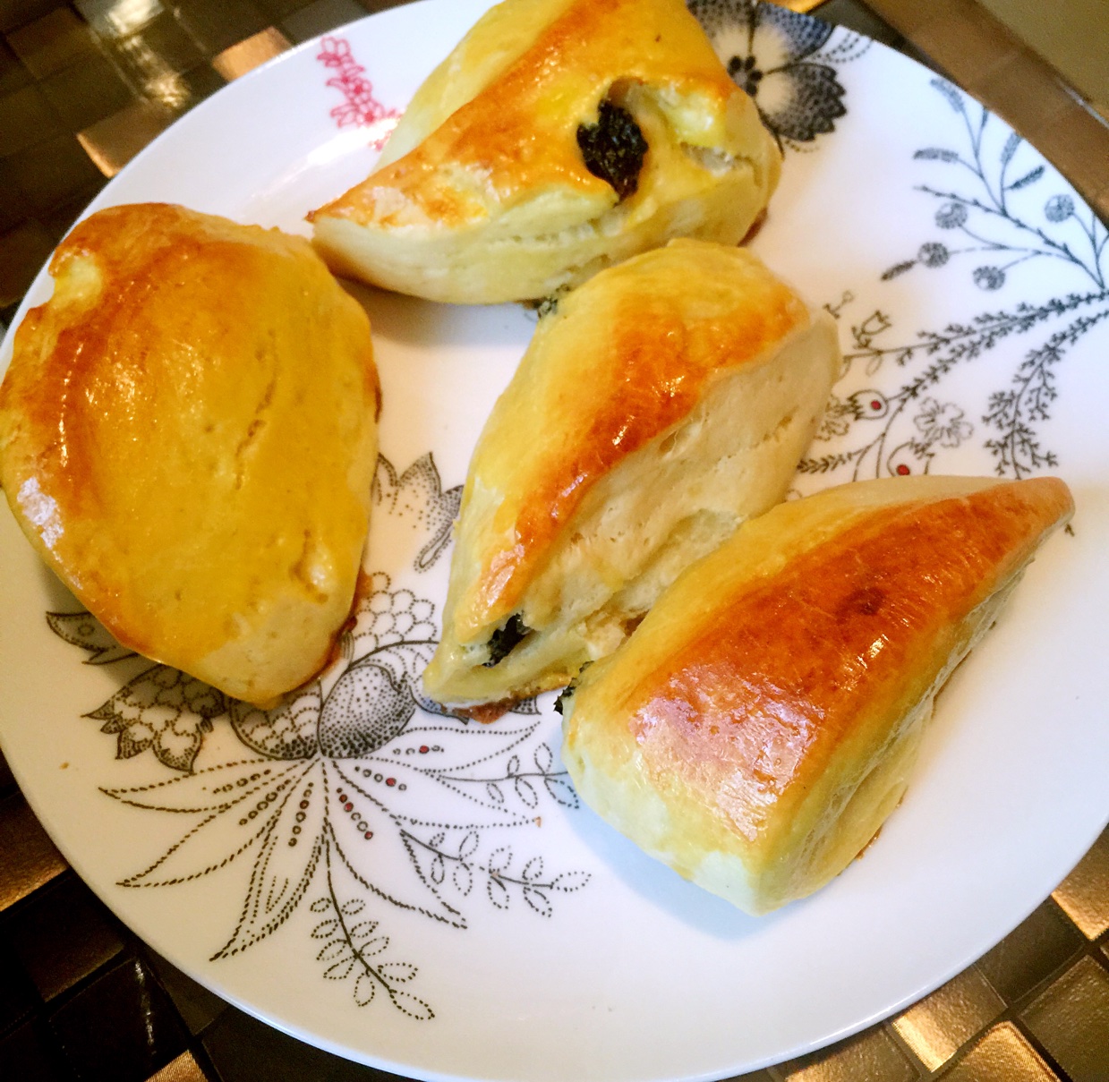 黑加仑核桃司康