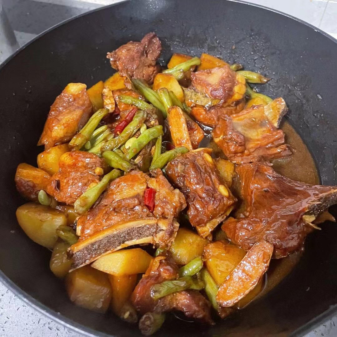 红烧排骨炖豆角