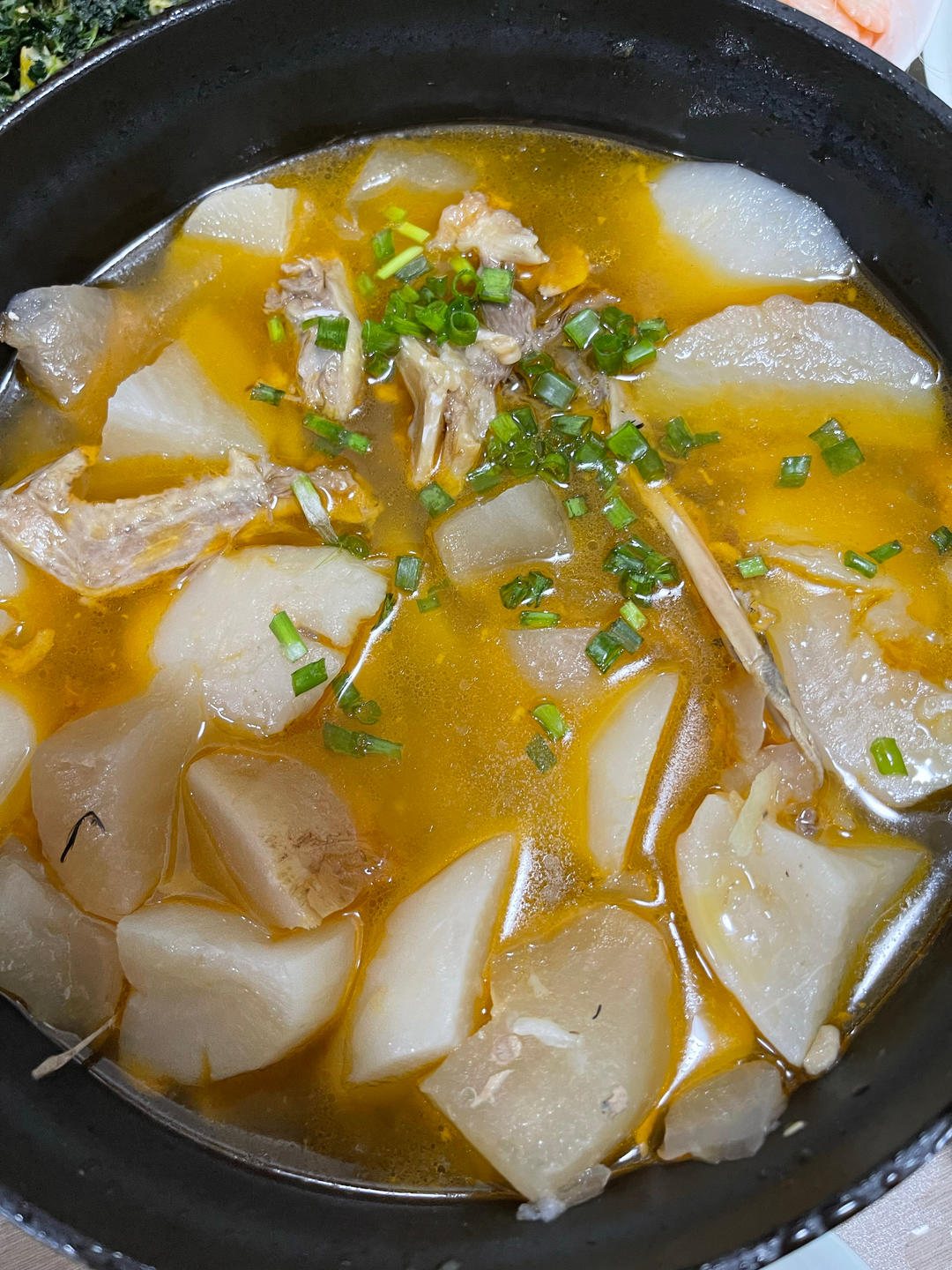 萝卜比鸭好吃的酸萝卜老鸭汤（也可以作为火锅底料呢）