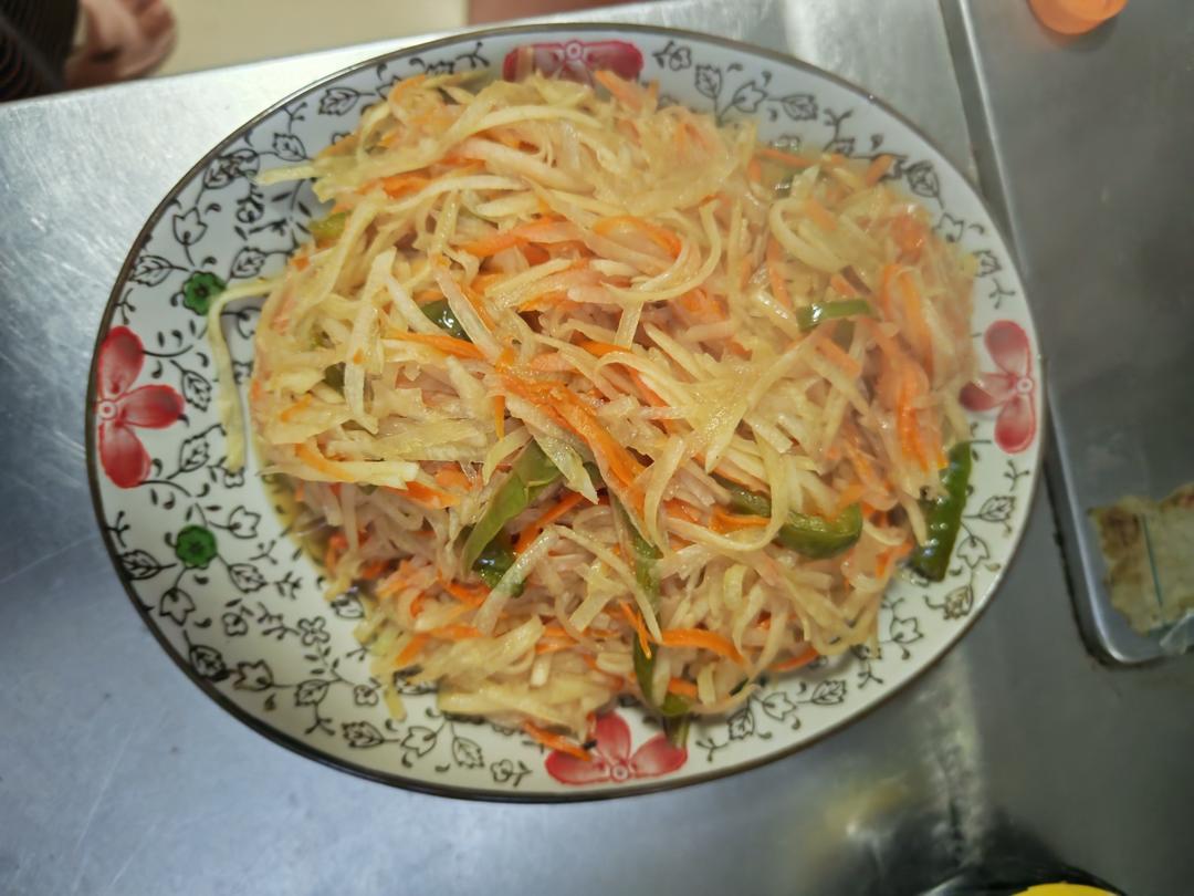 酸辣土豆丝的家常做法 超级下饭