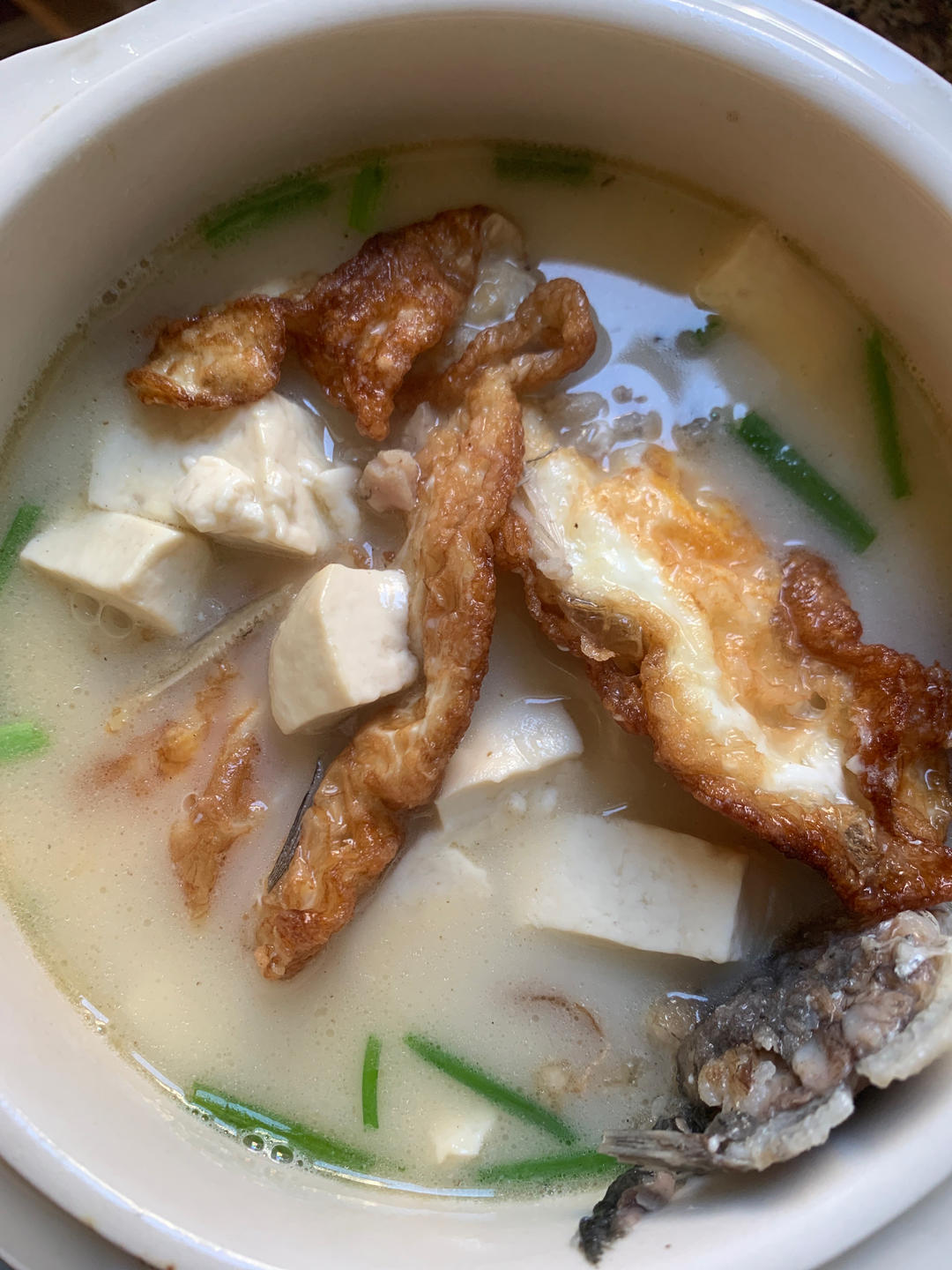 荷包蛋奶汤鲫鱼｜分分钟汤白