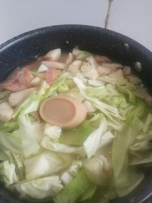 火腿圆白菜洋葱汤的做法 步骤5