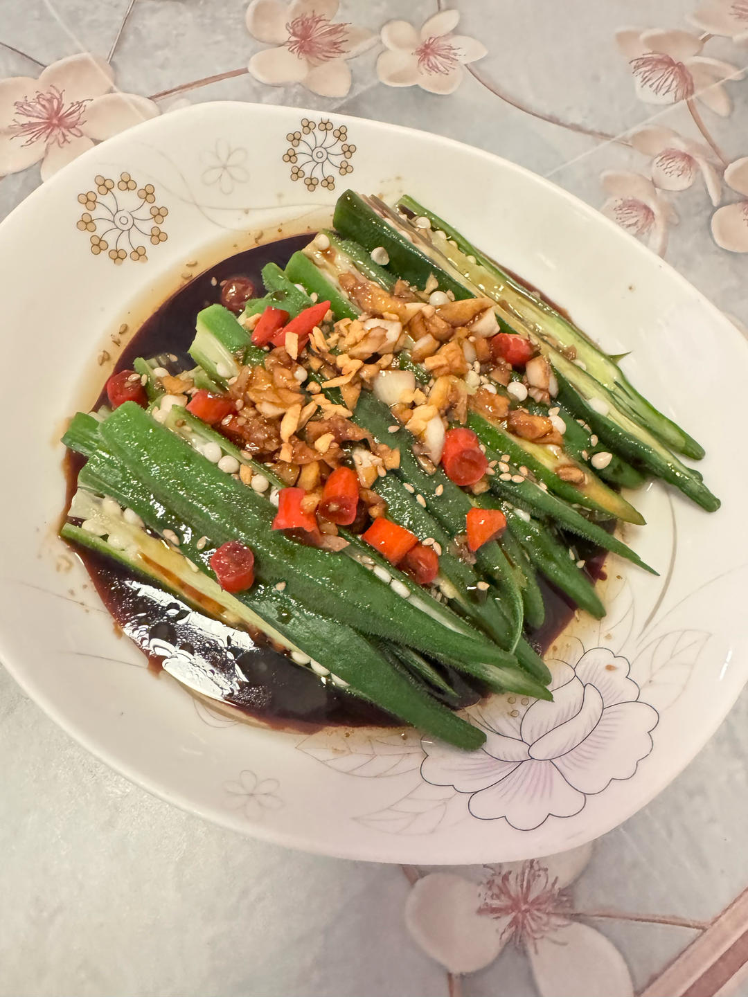 白灼秋葵