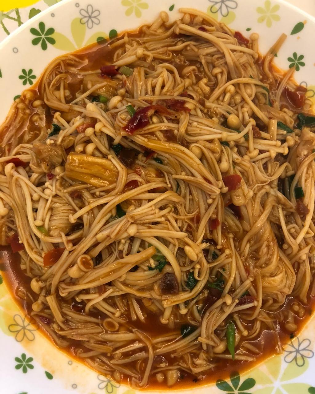 香辣水煮金针菇