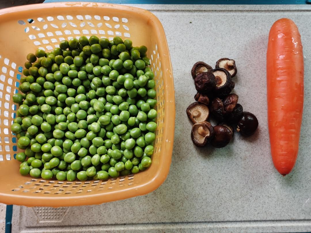 腊香糯米饭【蒸煮炖锅食谱11月】