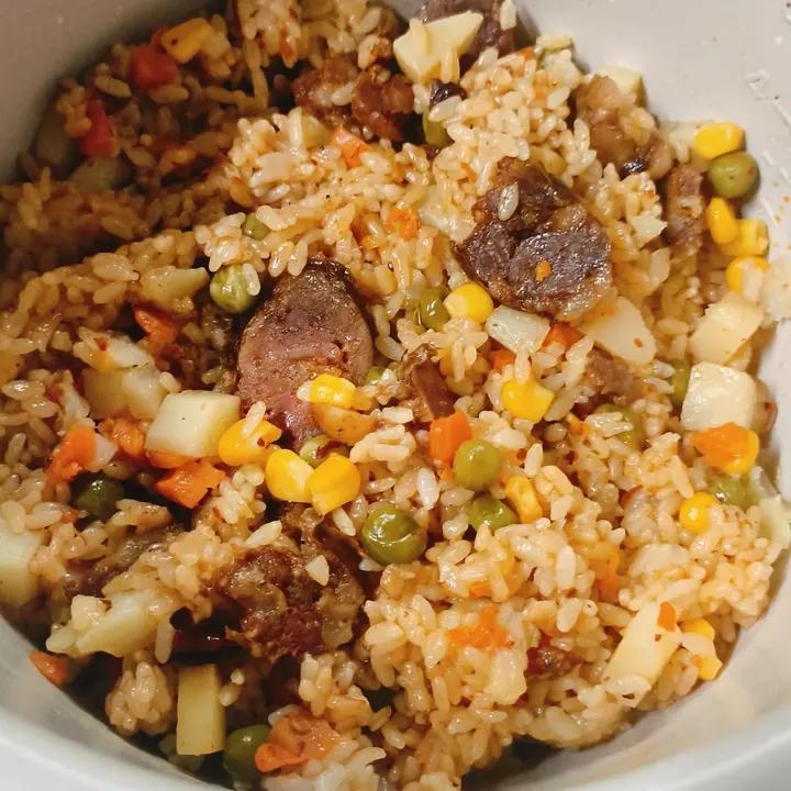 香绝了❗❗吃了还想吃的土豆腊肠焖饭❗❗