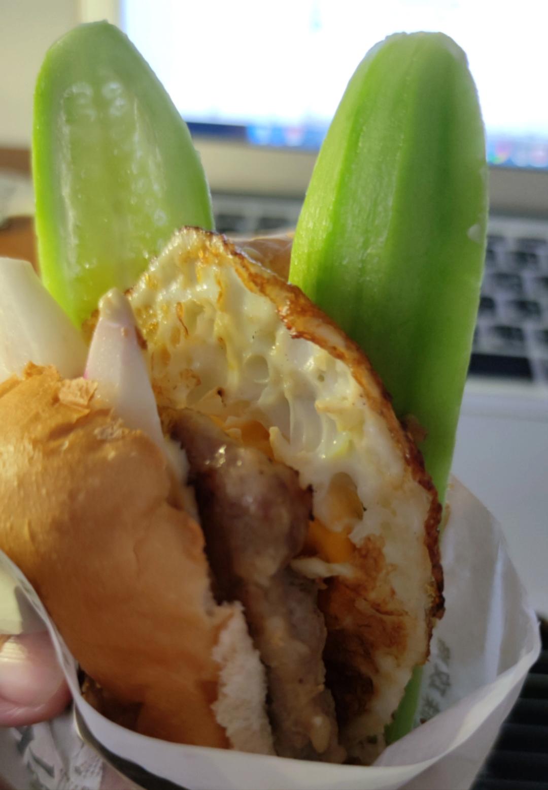 猪肉饼汉堡