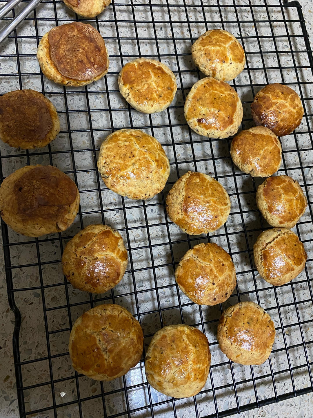 榛子酥配方
 减糖减油增榛子