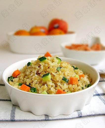 黄瓜糙米饭的做法