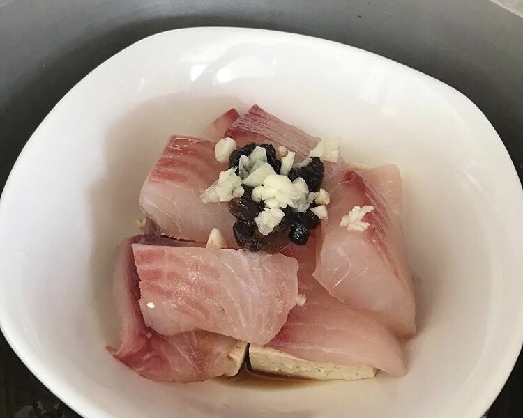 步骤图 快手减脂料理 白身鱼蒸豆腐 鲷鱼 的做法 快手减脂料理 白身鱼蒸豆腐 鲷鱼 的做法步骤 菜谱 下厨房 步骤图 快手减脂料理 白身鱼蒸豆腐 鲷鱼 的做法 快手减脂料理 白身鱼蒸豆腐 鲷鱼 的做法步骤 菜谱 下厨房
