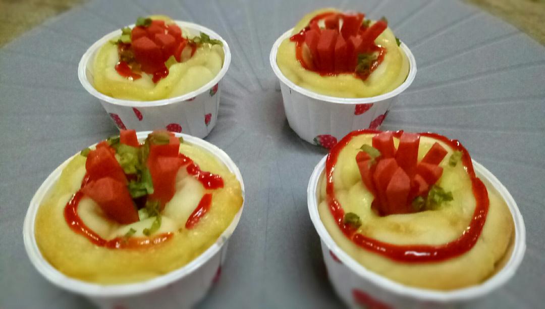 花朵肠仔小餐包