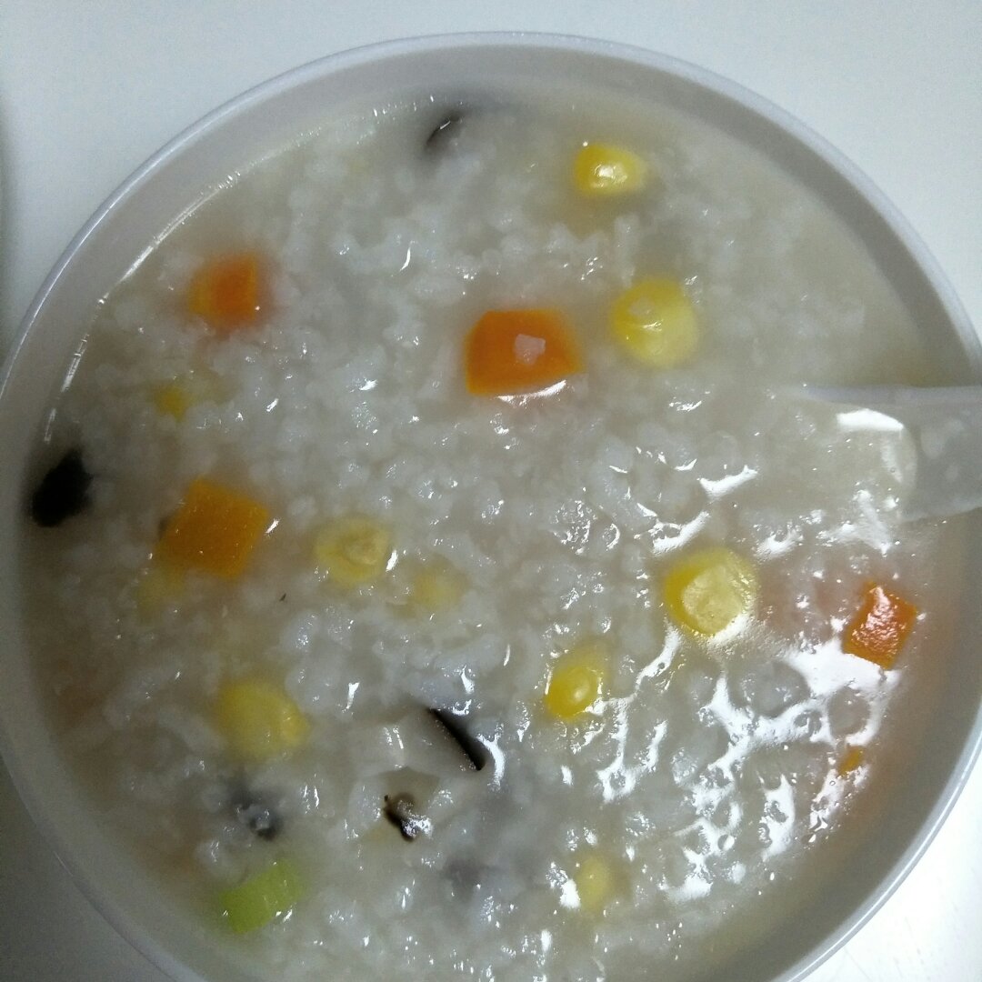 玉米胡萝卜香菇粥